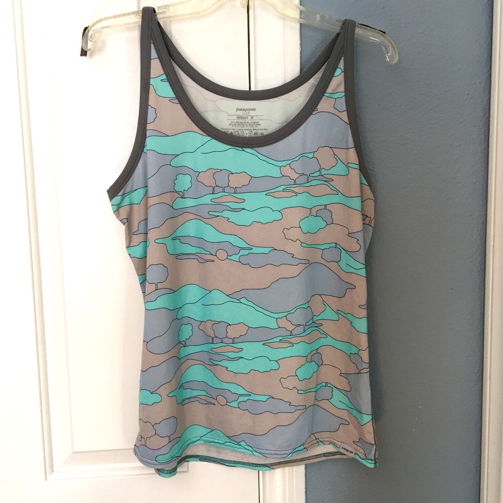 Patagonia Silkweight Capilene 1 Tank in light blue and gray landscape print